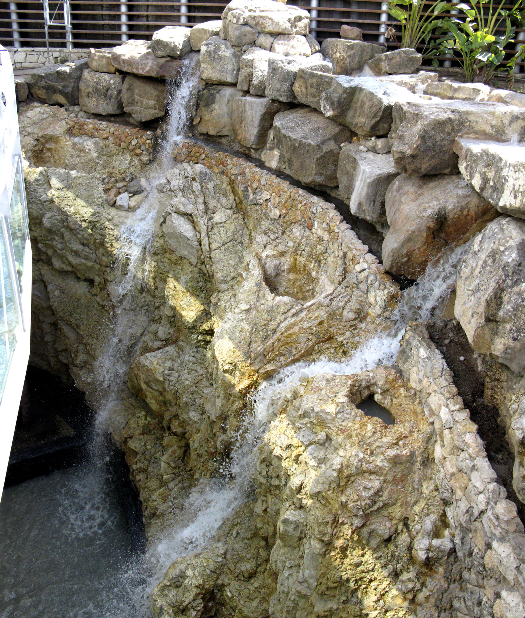 Cascada en piedra