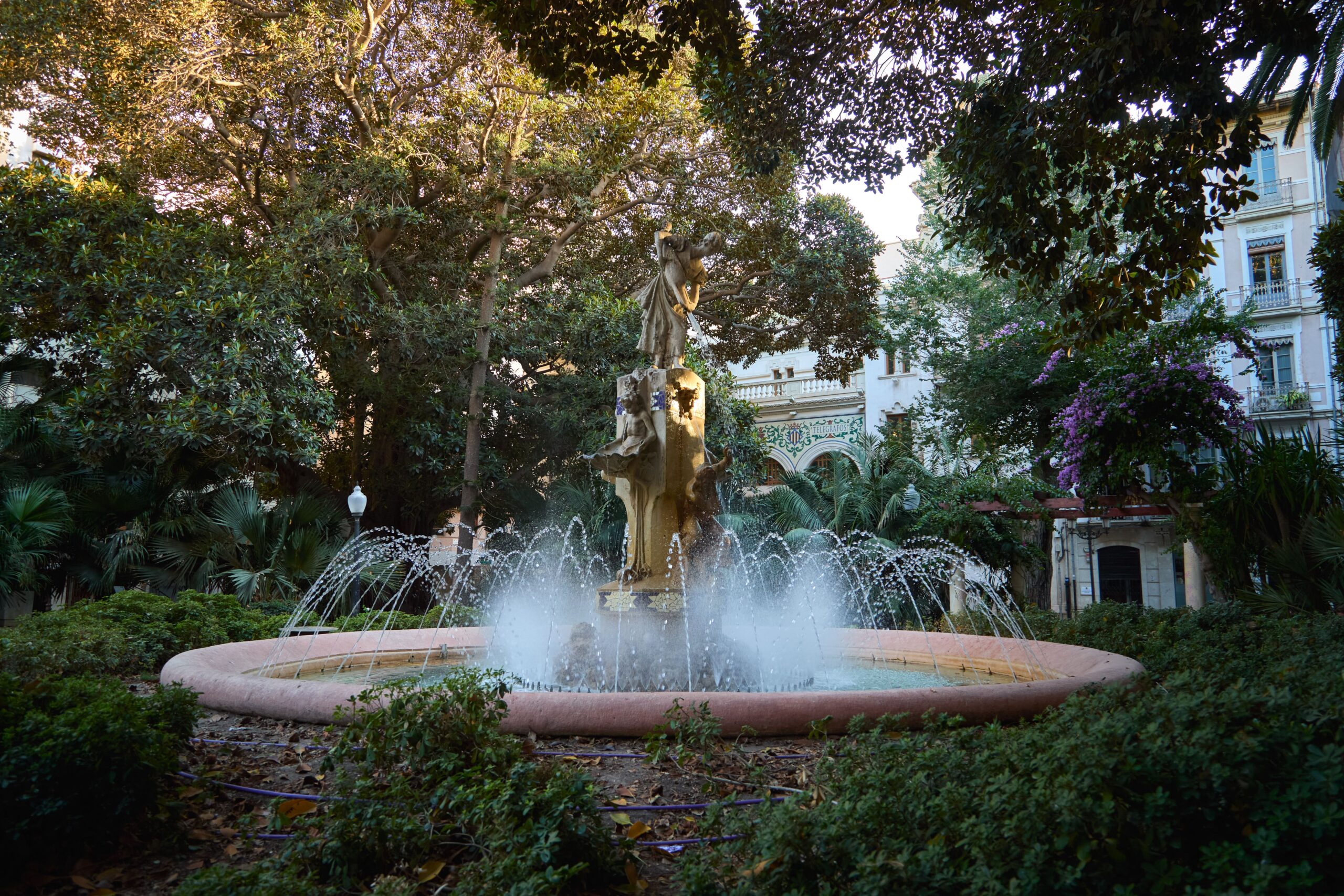 Fuentes de agua para plazas y parques públicos 3